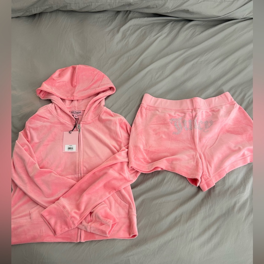 NWT JUICY COUTURE Velour Bling Set large Hoodie Shorts Pink Y2K Old Money
